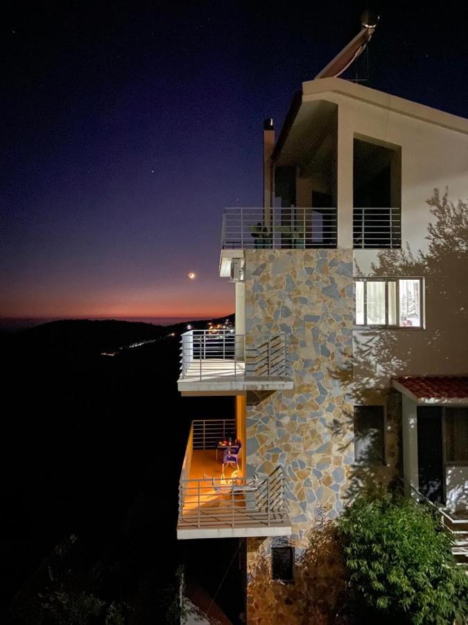Vila Tatjana Guest House Vuno Екстериор снимка
