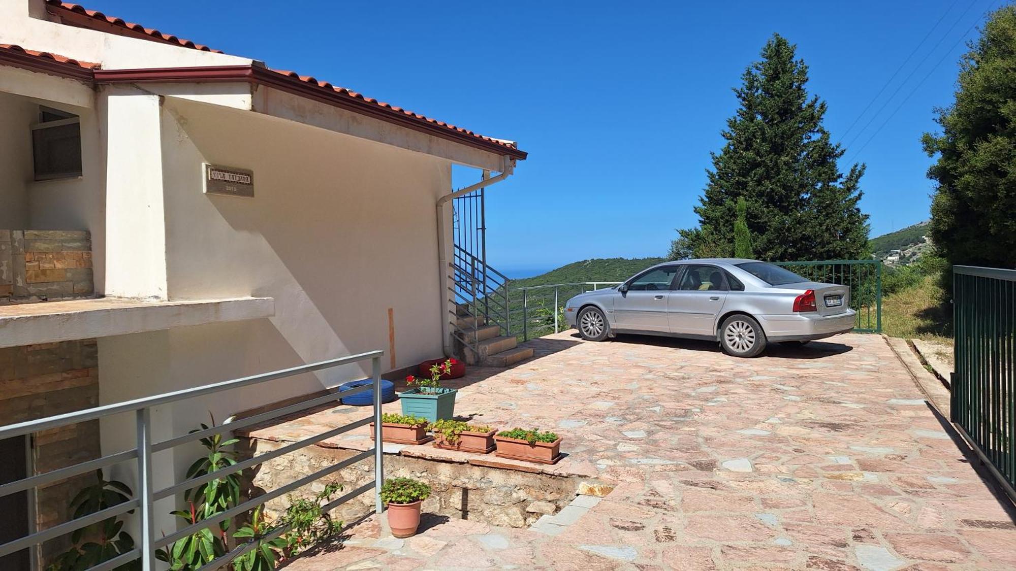 Vila Tatjana Guest House Vuno Екстериор снимка